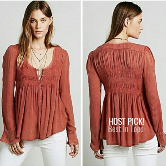 Free People Tops - FREE PEOPLE Blue Bird Smocked Tunic Top S NWT $98